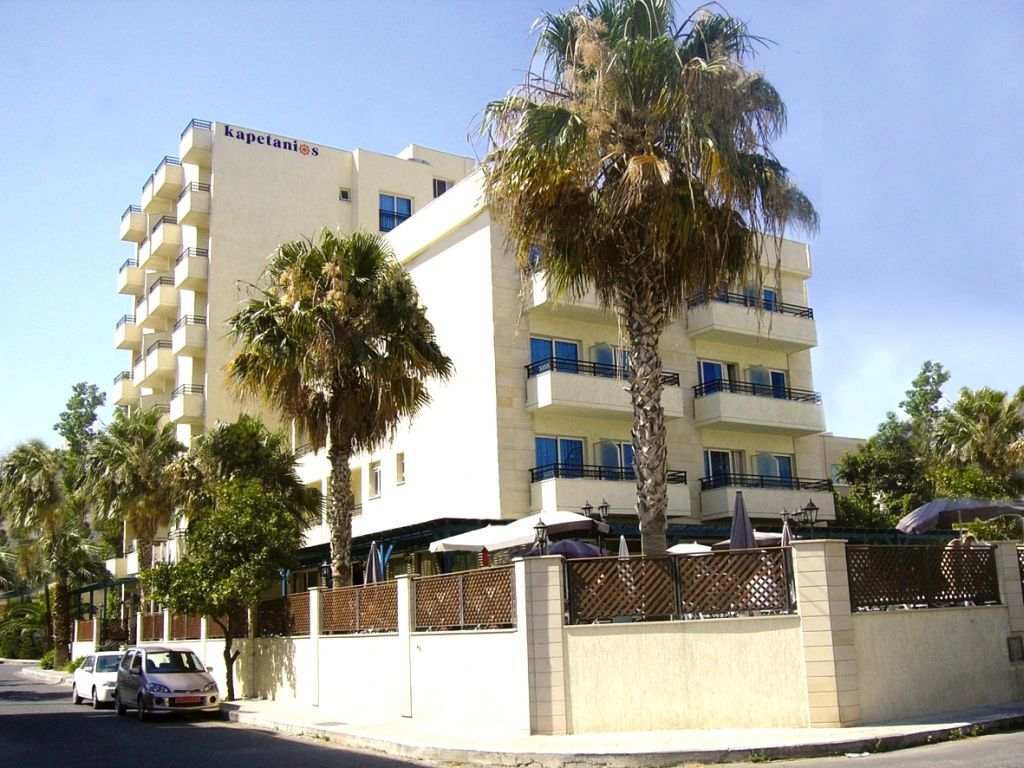 Kapetanios Limassol Hotel Exterior foto